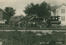 Zernicke Threshing Crew